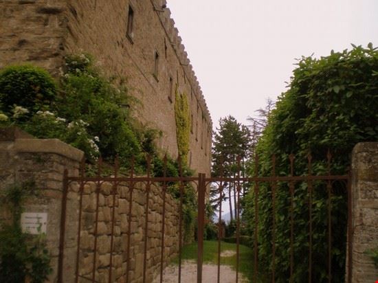  Ognuno di noi è un castello .. e cela un segreto ..  