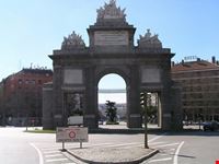 puerta de toledo madrid