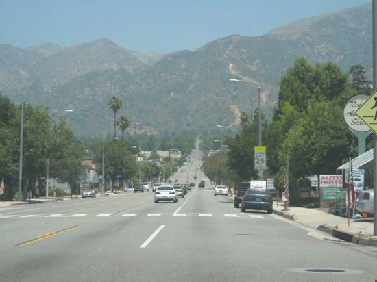  Hollywood  