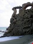 monterosso al mare neptunstatue am strand