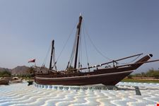 muscat sohar boat