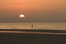 muscat sonnenuntergang am strand von maskat