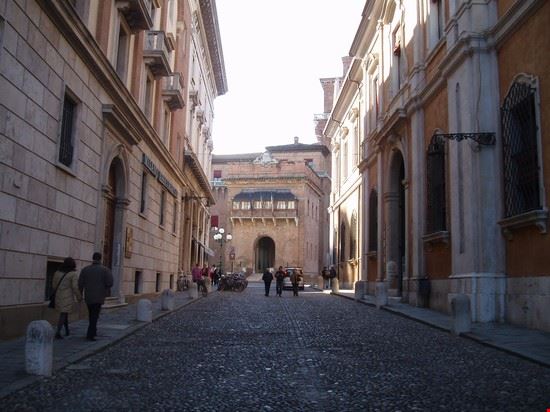 Centro Storico Ferrara Centro Storico Ferrara  