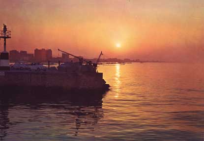Suggestivo tramonto sul mare
