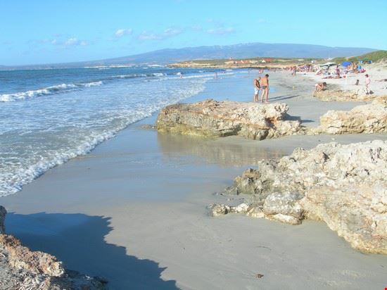  Spiaggia di Sa rocca Tunda, Sardegna  