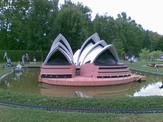  Opera di Sydney (Australia)  