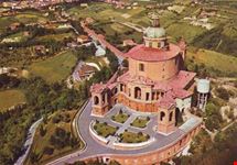 Veduta aerea del Santuario della B. Vergine di S. Luca