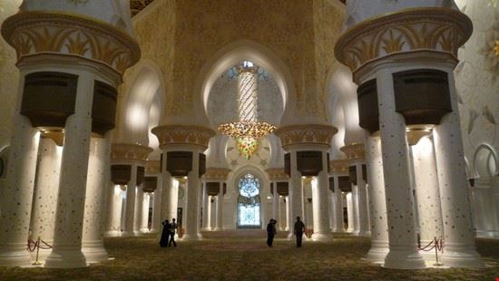 Gran Moschea dello Sceicco Zayed la grandiosa moschea bianca  
