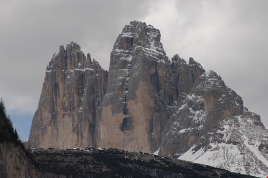 Dolomiti Bellunesi belle le tre cime di lavaredo  
