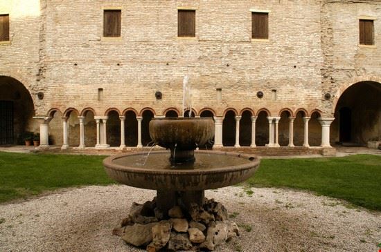  Padua  
