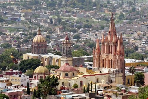  Mexico City Bryan Busovicki - www.shutterstock.com Bryan Busovicki