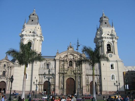  Lima www.shutterstock.com 