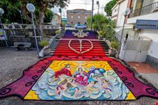 Infiorata artistica su scalinata Terme Vigliatore(ME)