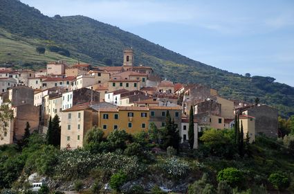 La piccola città di Rio nell'Elba