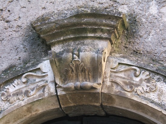 architrave
