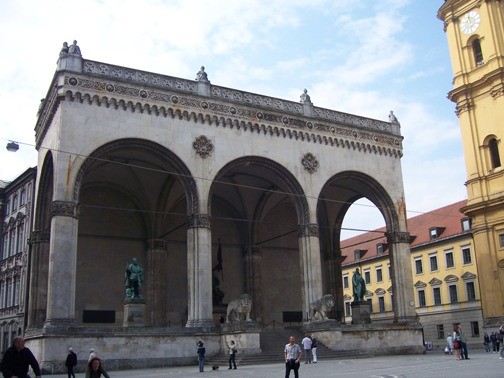 feldherrhalle