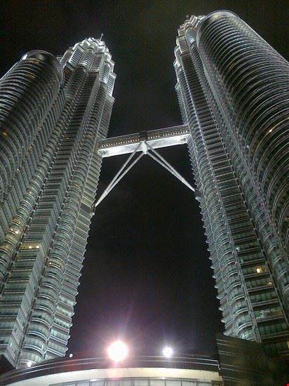  petronas tower  