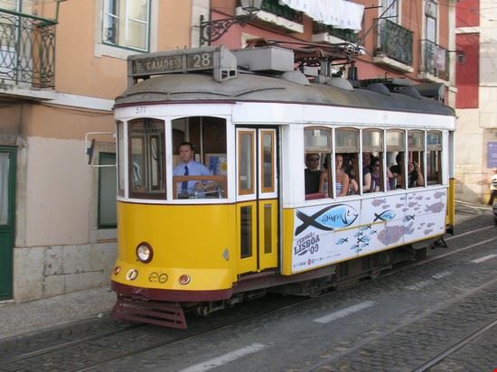Tram 28 Lisbona  