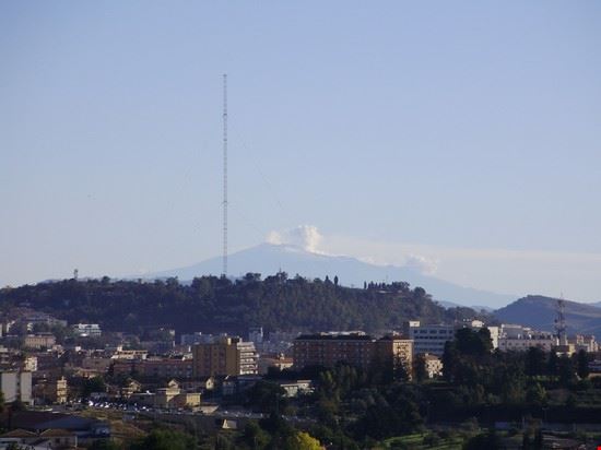  Panorama di Caltanissetta con l'Etna e l'Antenna radiotelevisiva sullo sfondo  