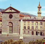 Piazza San Francesco e Chiesa