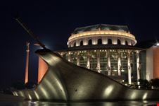 budapest ungarisches nationaltheater bei nacht