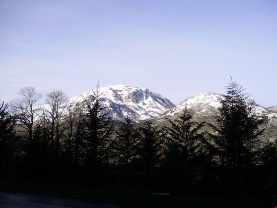 vista delle Madonie innevate da Petralia Sottana  
