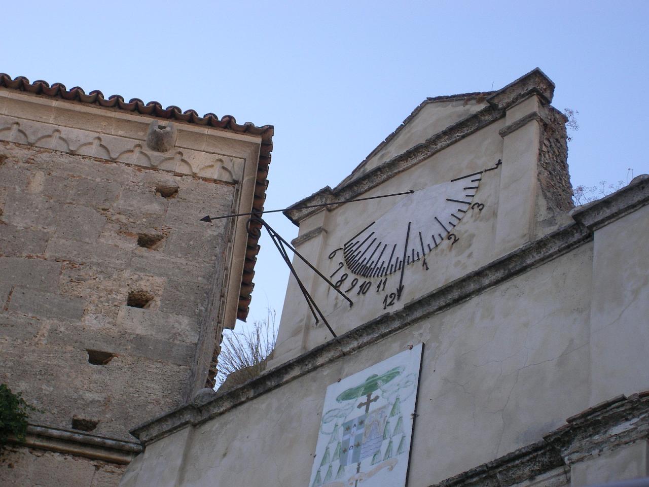 Meridiana Dell'Arco dei Vescovi
