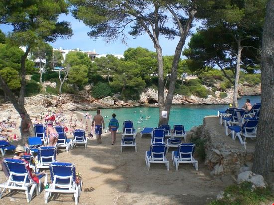 Cala d'Or Questa è Cala Esmeralda, una delle spiagge del paese Cala d'Or  