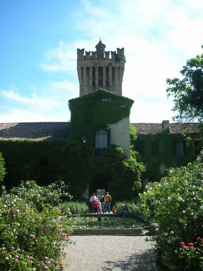 castello di san pelagio