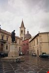la statua di ovidio