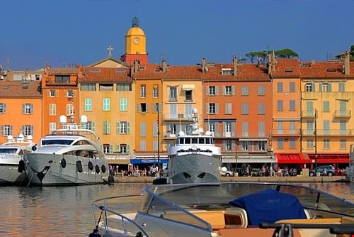 Saint-Tropez Giancarlo Liguori - www.shutterstock.com Giancarlo Liguori