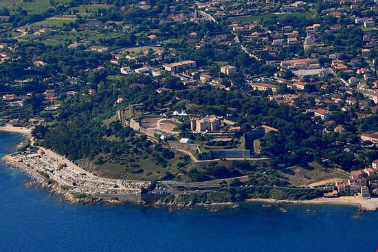  Saint-Tropez Starus - Creative Commons Starus