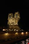 Notre Dame di notte
