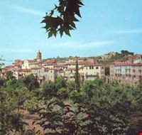 Veduta parziale del paese Veduta parziale del paese