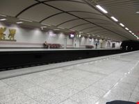 Interno della metro di Atene