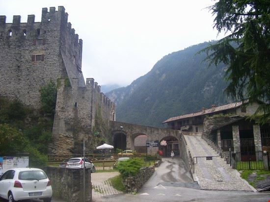  castello di tenno  