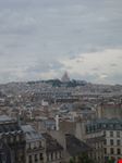Montmartre sullo sfondo