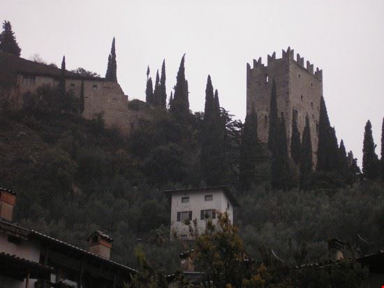 Castello di Arco Castello di Arco  