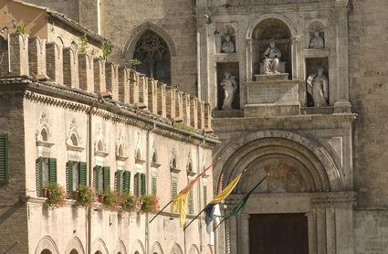 Antico palazzo a Piazza del Popolo