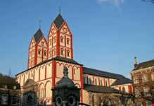 liege collegiale de saint barthelemy a liege belgique