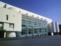 barcelone musee d  art contemporain de barcelone dit le macba