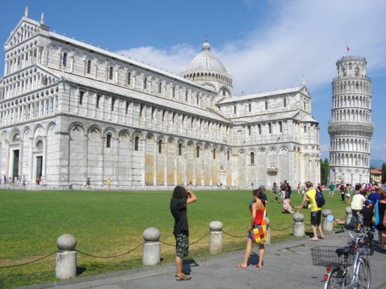 Piazza miracoli 2