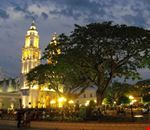 la piazza di campeche illuminata merida la piazza di campeche illuminata merida