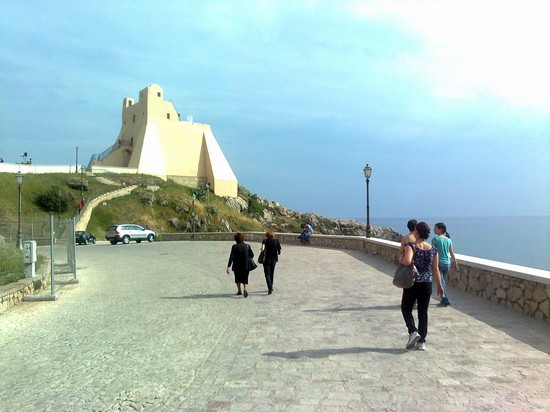 sperlonga a maggio
