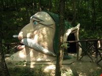 Grotta nel bosco degli gnomi