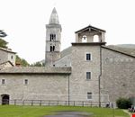 La chiesa La chiesa