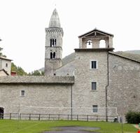 La chiesa La chiesa
