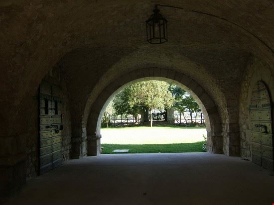 Abbazia di Fossanova Uno sguardo dalla foresteria  