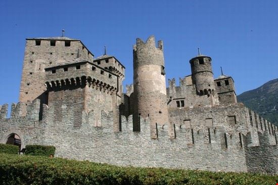 Castello di Fénis Castello di Fénis  