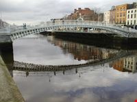 Ha' Penny Bridge